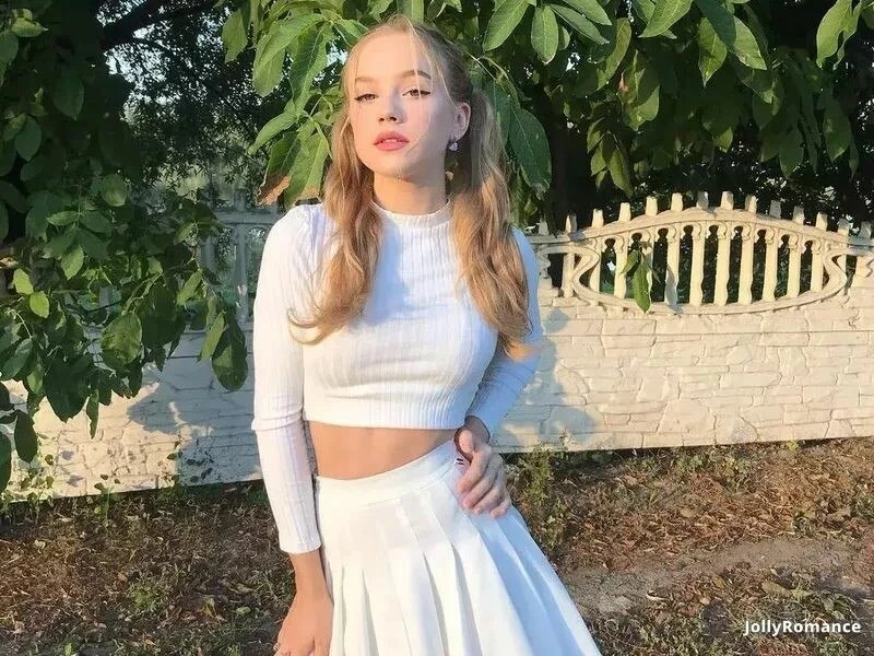 Miroslava Profile image 1