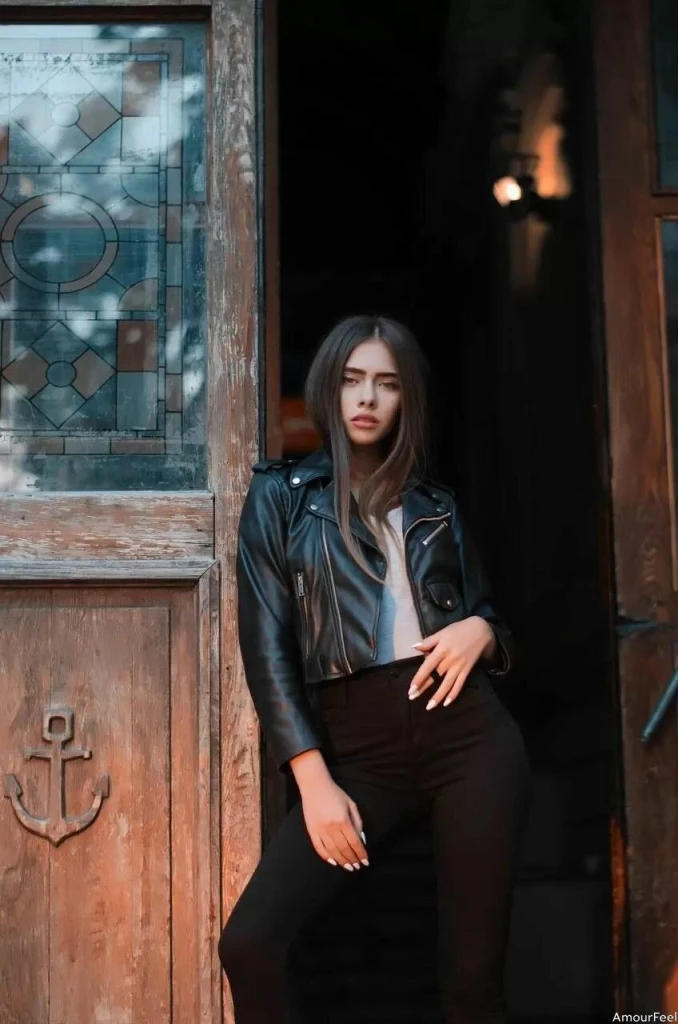 Olena Profile image 1