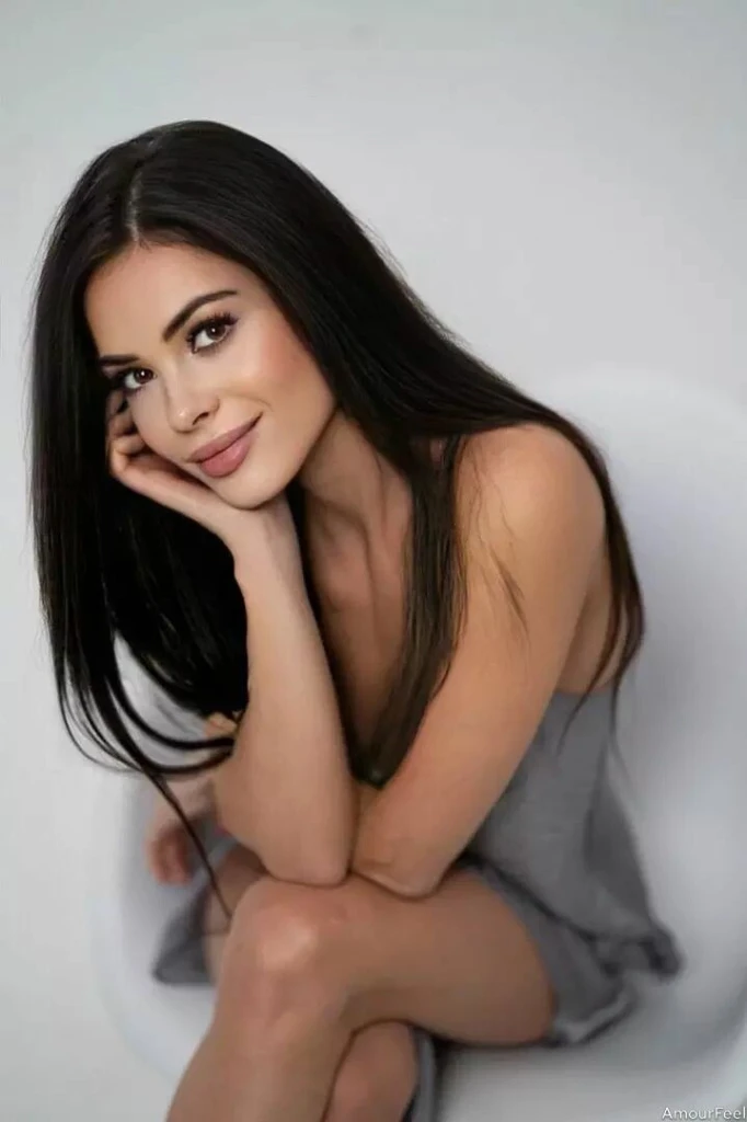 Kristina Profile image 4