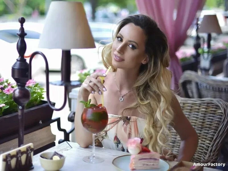 Viktoriia Profile image 2