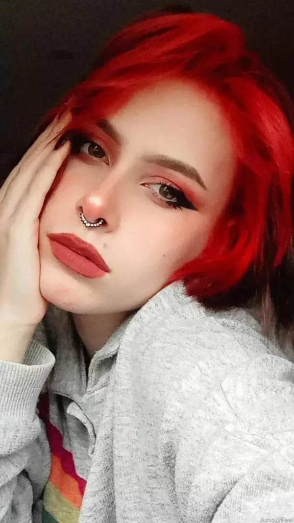 Olena Profile image 4