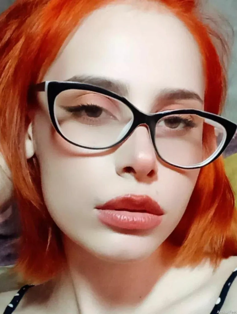 Olena Profile image 2