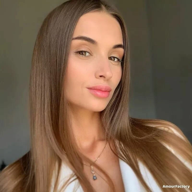 Larisa Profile image 1