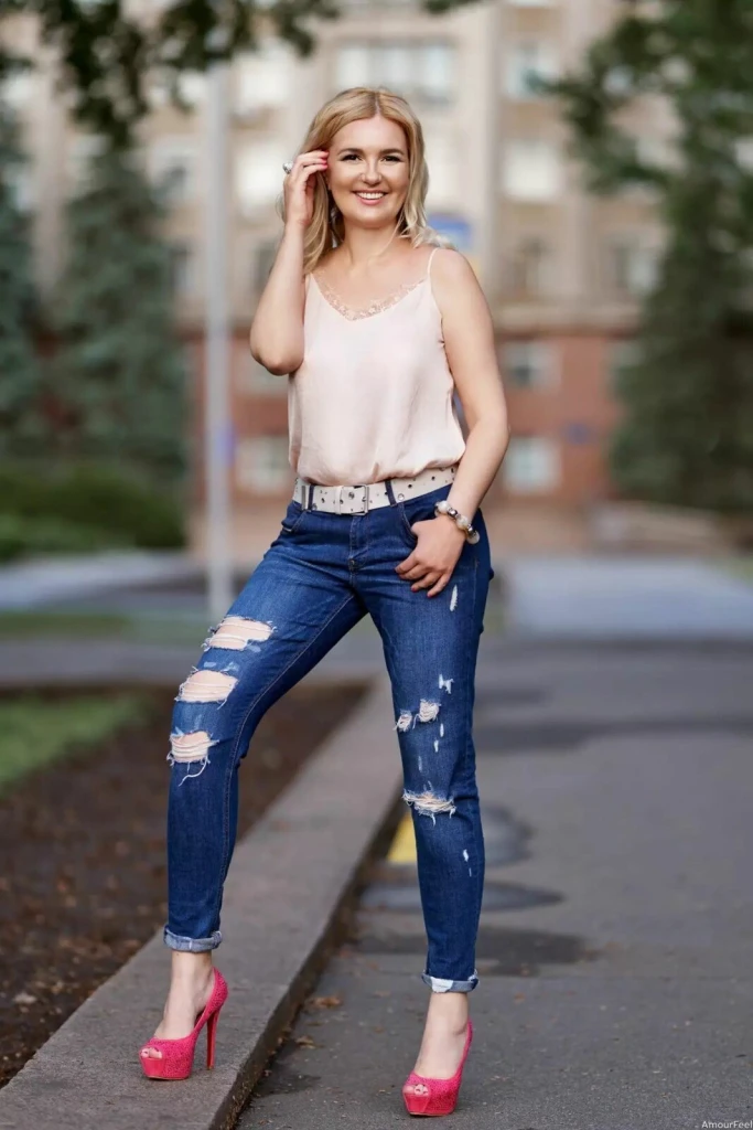 Ludmila Profile image 1