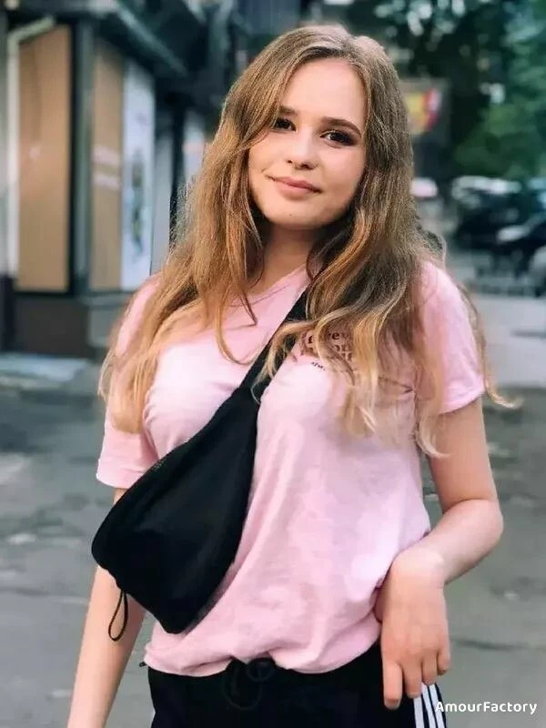 Darina Profile image 3