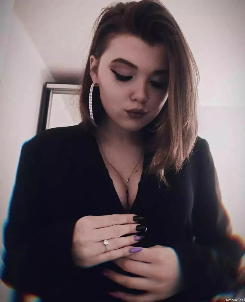Polina Profile image 3