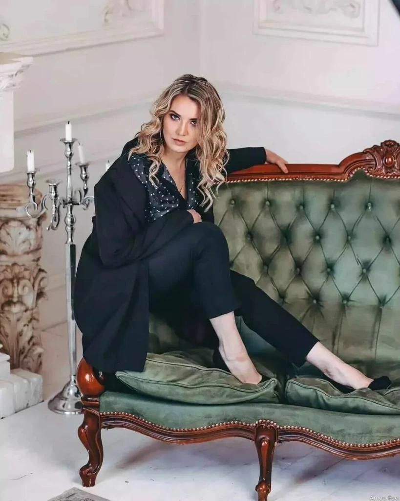 Julia Profile image 1