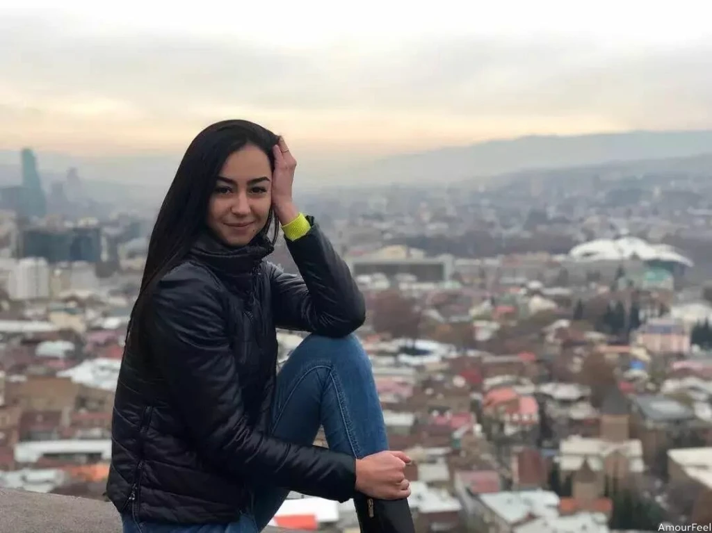 Victoria Profile image 1