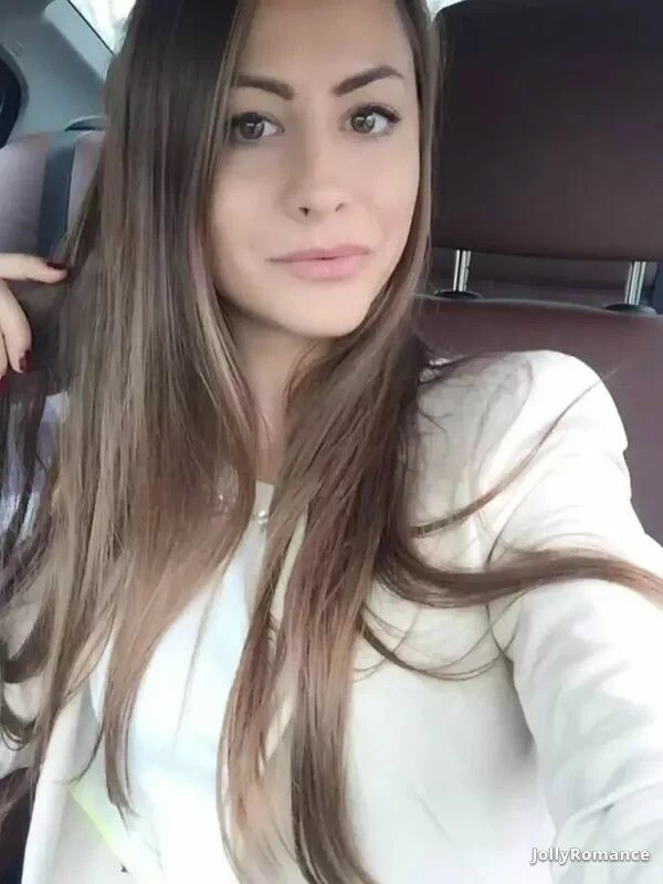 Kristina Profile image 1