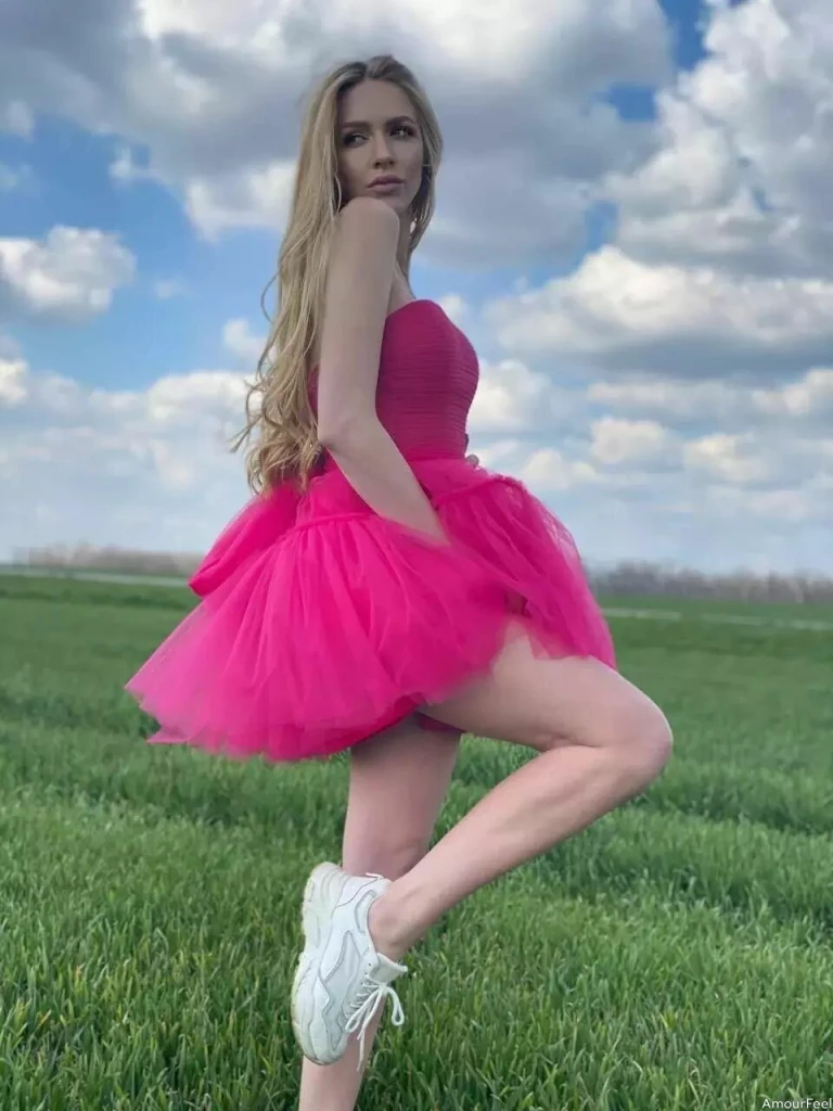 Olena Profile image 1