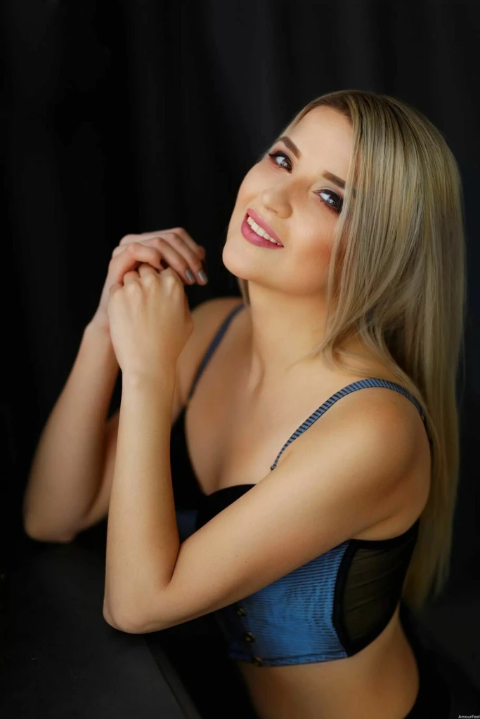 Alina Profile image 3