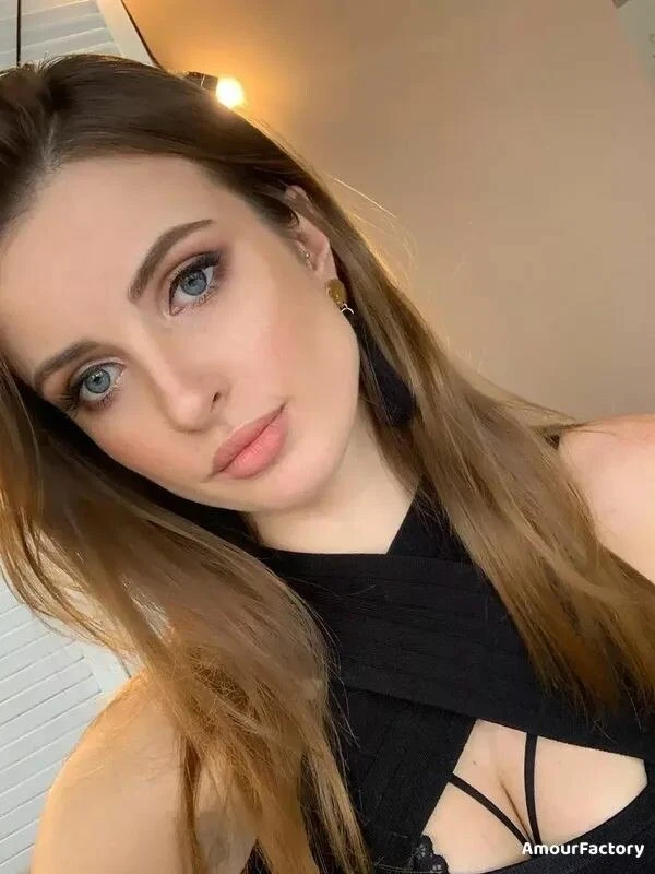 Kseniya Profile image 1