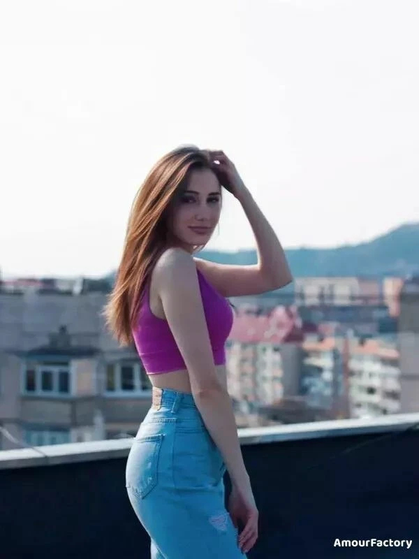 Nverui Profile image 3