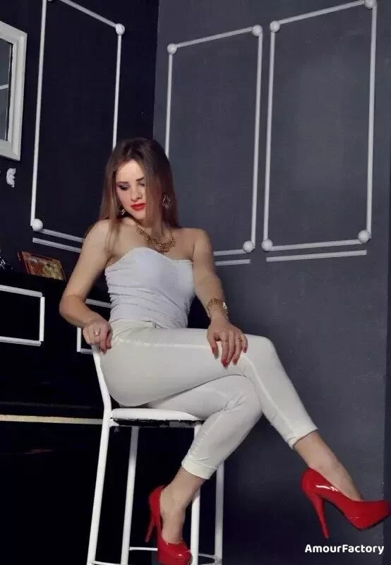 Vladislava Profile image 2