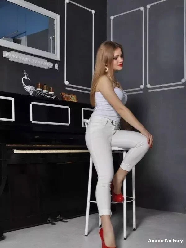 Vladislava Profile image 4