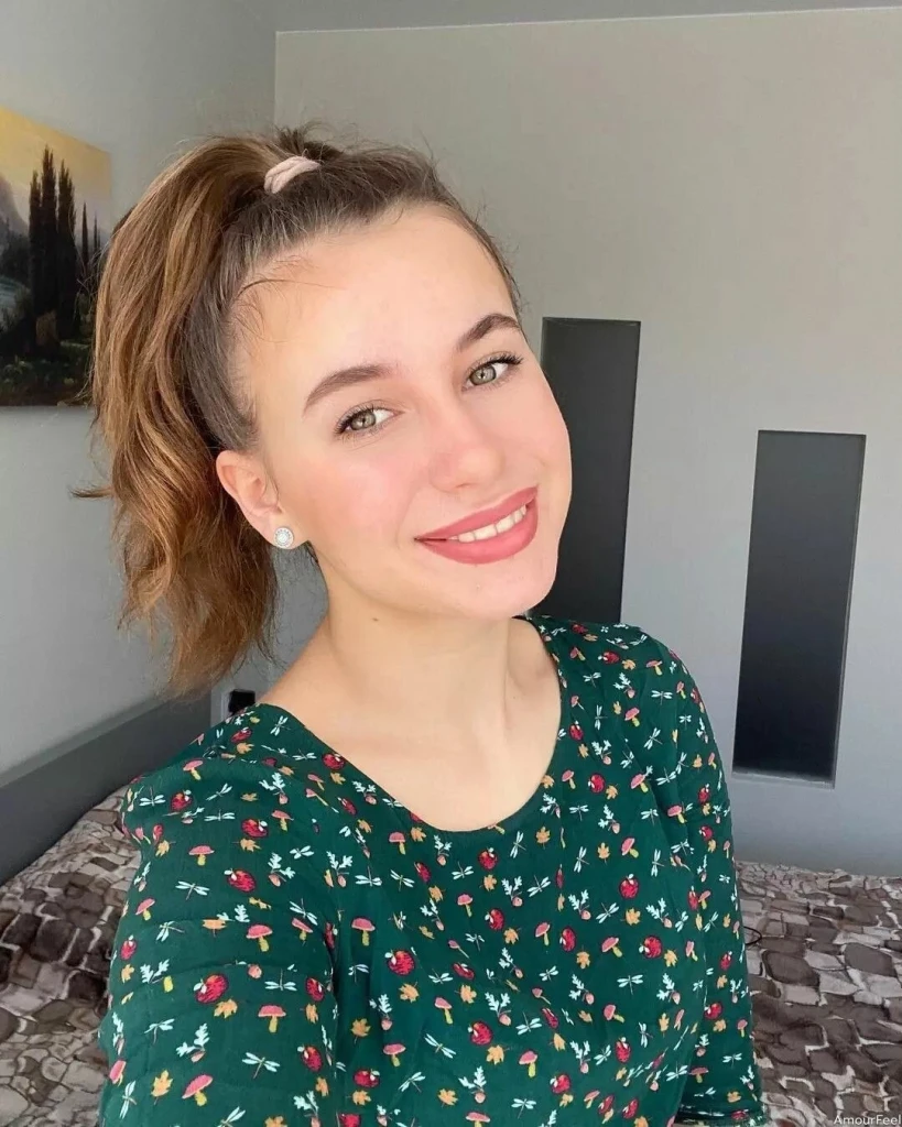 Velaeria Profile image 1