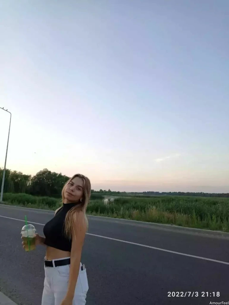 Kateryna Profile image 3