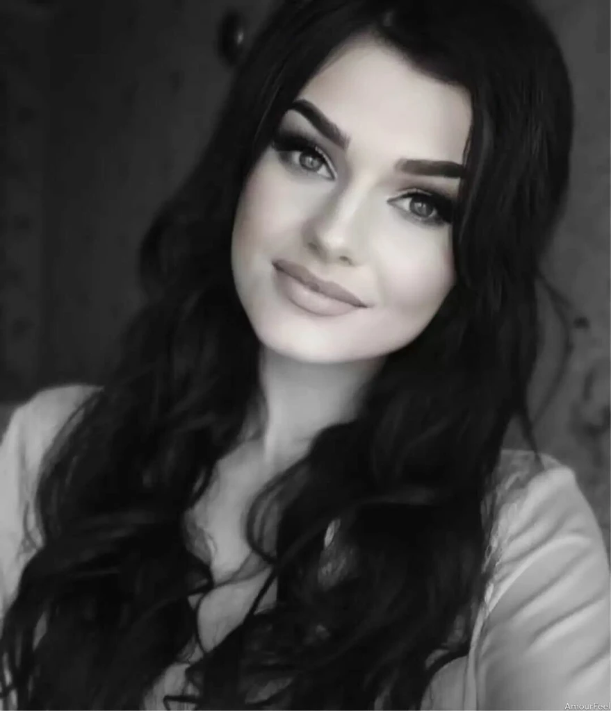 Veronika Profile image 1