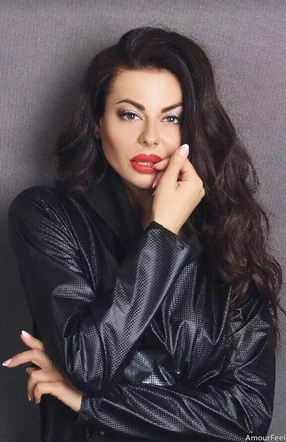 Alona Profile image 1