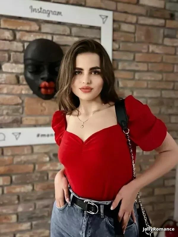 Liliya Profile image 1