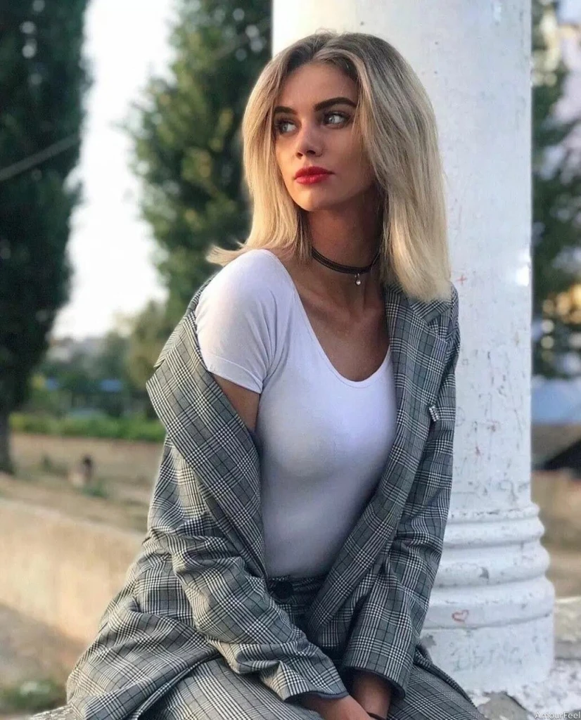 Alina Profile image 1