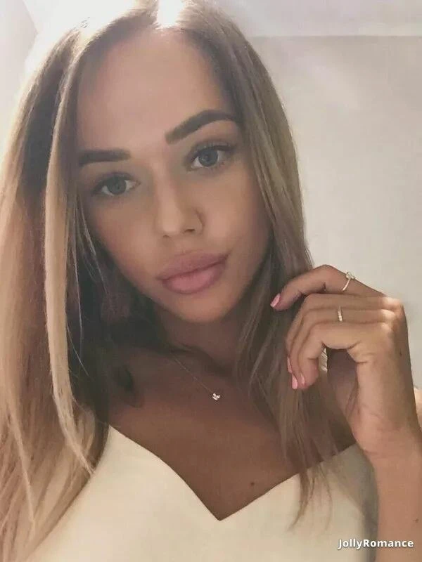 Anastasiia Profile image 1