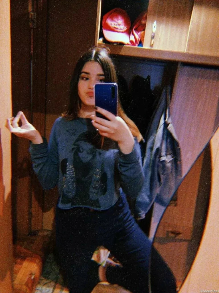 Alina Profile image 1