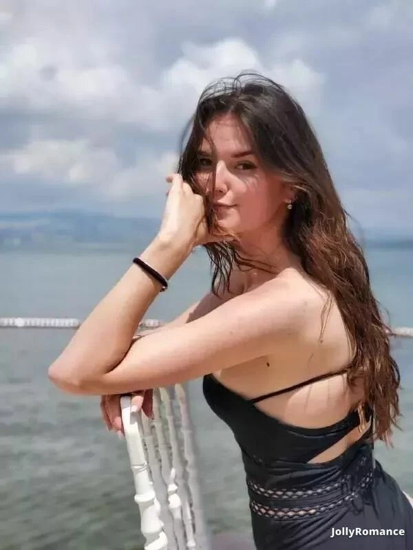 Olga Profile image 3