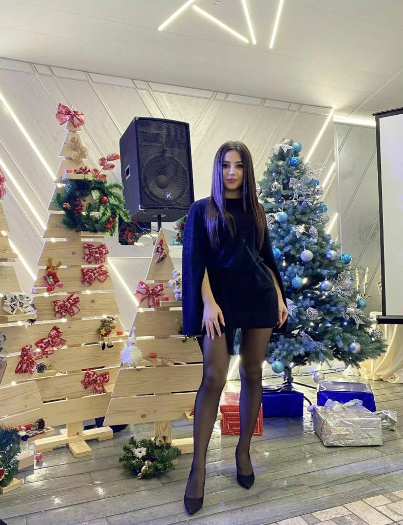 Liubov Profile image 3