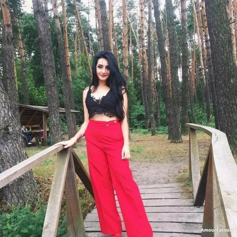 Anna Profile image 1