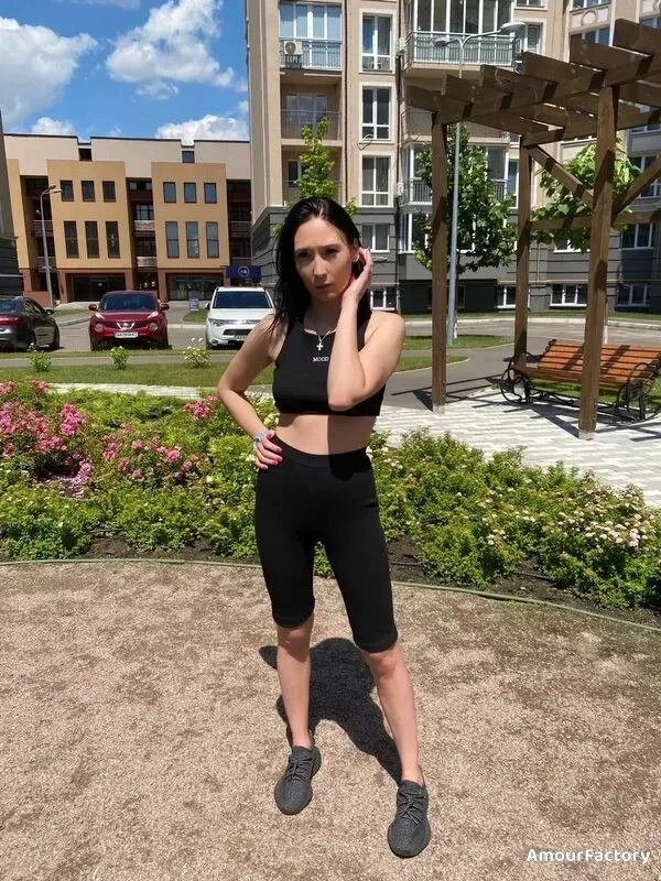 Valeria Profile image 1