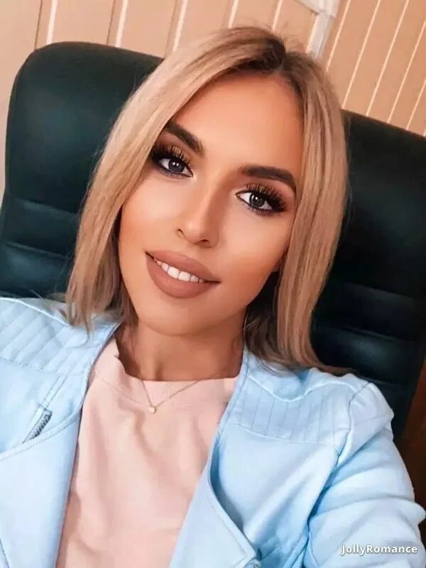 Tatiana Profile image 4